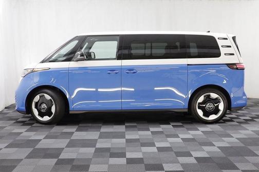 2025 Volkswagen ID. Buzz Pro S Plus with 4MOTION