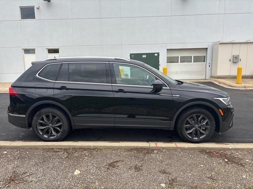 2024 Volkswagen Tiguan 2.0T SE 4MOTION