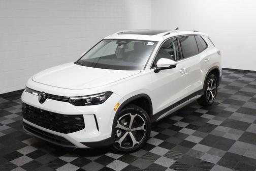 2025 Volkswagen Tiguan 2.0T SE 4MOTION