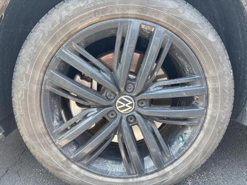 2022 Volkswagen Tiguan 2.0T SE R-Line Black 4MOTION