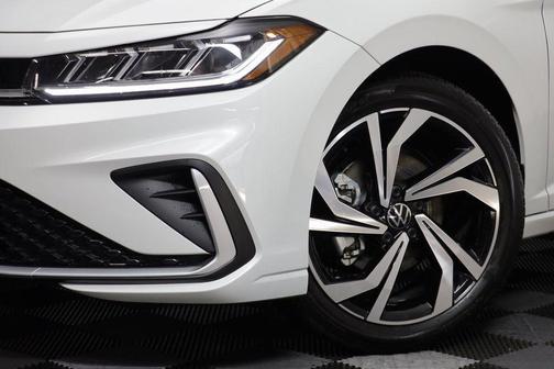 2025 Volkswagen Jetta 1.5T SEL