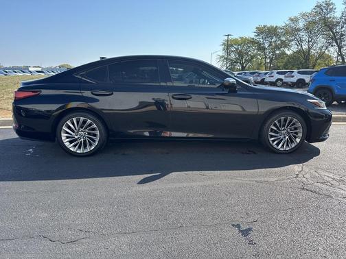 2019 Lexus ES 350 Luxury