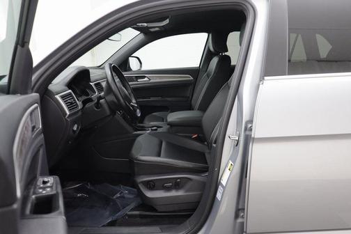 2020 Volkswagen Atlas Cross Sport 2.0T SE w/Technology 4MOTION