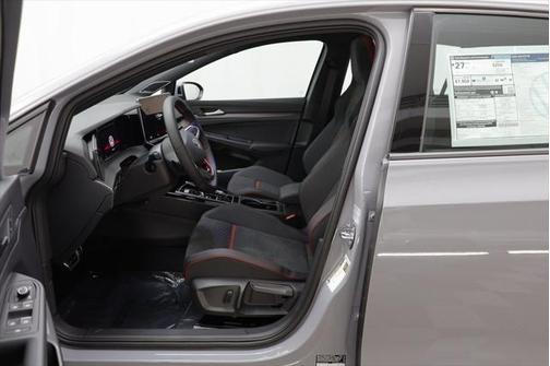 2025 Volkswagen Golf GTI 2.0T SE DSG