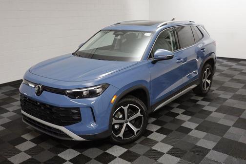 2025 Volkswagen Tiguan 2.0T SE 4MOTION