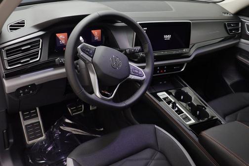 2026 Volkswagen Atlas Peak Edition