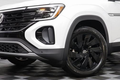 2026 Volkswagen Atlas Cross Sport 2.0T SE w/Technology 4MOTION