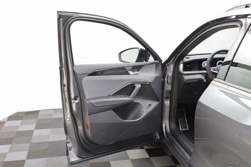 2025 Volkswagen Tiguan 2.0T SE R-Line Black 4MOTION