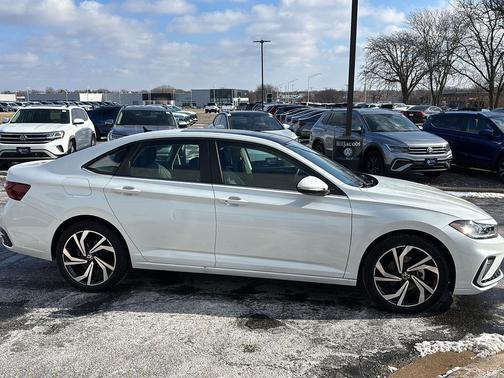 2025 Volkswagen Jetta 1.5T SEL