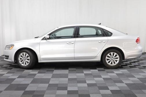 2015 Volkswagen Passat 1.8T S