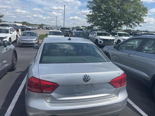 2015 Volkswagen Passat 1.8T S