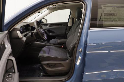 2025 Volkswagen Tiguan 2.0T SE 4MOTION