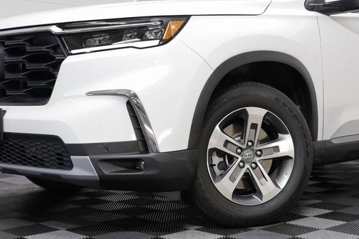 2023 Honda Pilot AWD EX-L 8 Passenger