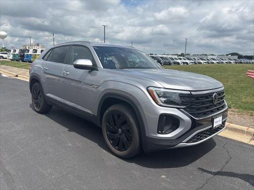 2025 Volkswagen Atlas Cross Sport 2.0T SE w/Technology 4MOTION