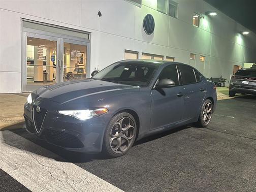 2019 Alfa Romeo Giulia Ti Sport