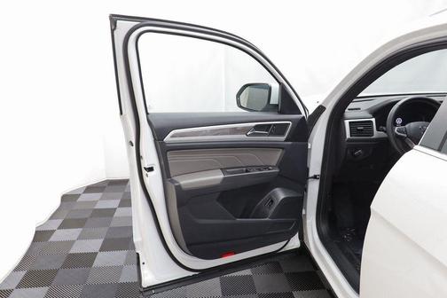 2022 Volkswagen Atlas Cross Sport 3.6L V6 SE w/Technology