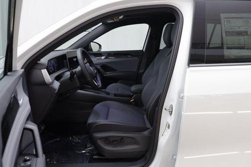 2025 Volkswagen Tiguan 2.0T SE R-Line Black 4MOTION