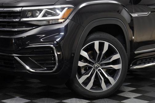 2022 Volkswagen Atlas Cross Sport 3.6L V6 SEL Premium R-Line