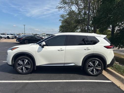 2021 Nissan Rogue SL