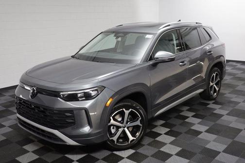 2025 Volkswagen Tiguan 2.0T SE 4MOTION