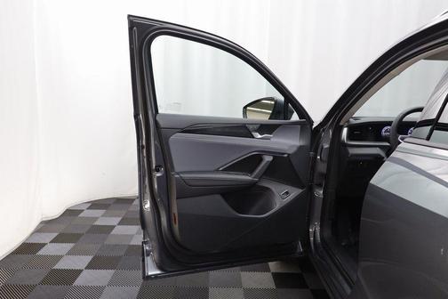 2025 Volkswagen Tiguan 2.0T SE 4MOTION