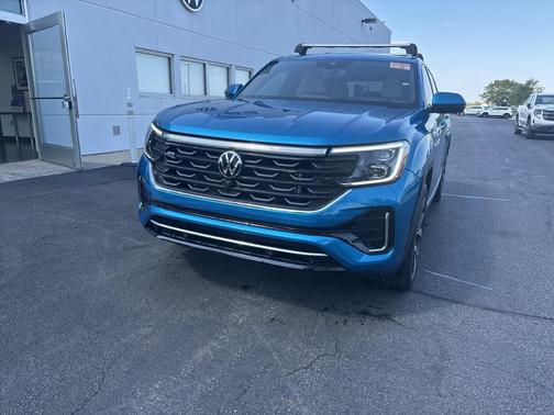 2024 Volkswagen Atlas Cross Sport 2.0T SEL Premium