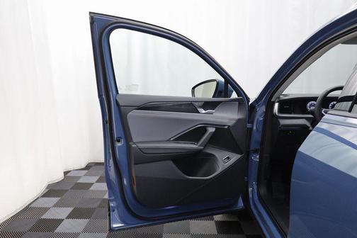 2025 Volkswagen Tiguan 2.0T SE 4MOTION