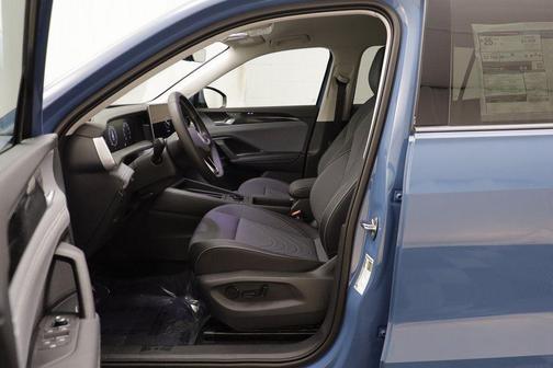 2025 Volkswagen Tiguan 2.0T SE 4MOTION