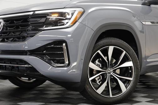 2026 Volkswagen Atlas 2.0T SEL Premium R-Line 4MOTION