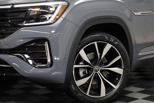 2026 Volkswagen Atlas Cross Sport 2.0T SEL Premium