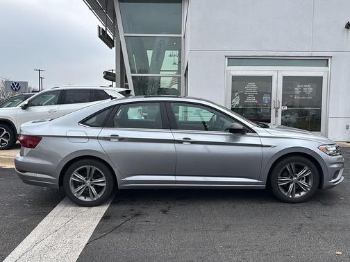 2021 Volkswagen Jetta 1.4T R-Line