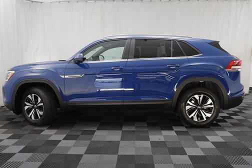 2026 Volkswagen Atlas Cross Sport 2.0T SE