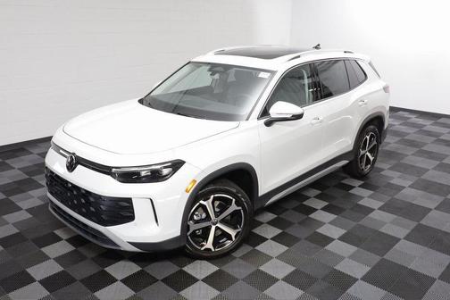 2025 Volkswagen Tiguan 2.0T SE 4MOTION