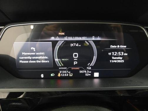 2024 Audi Q8 e-tron Prestige