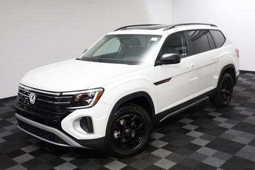 2025 Volkswagen Atlas 2.0T Peak Edition