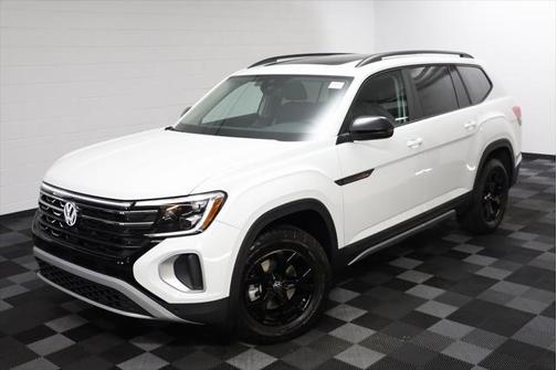 2025 Volkswagen Atlas 2.0T Peak Edition