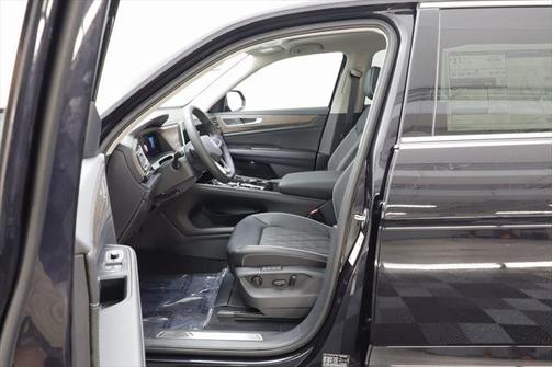 2025 Volkswagen Atlas 2.0T SEL Premium R-Line 4MOTION