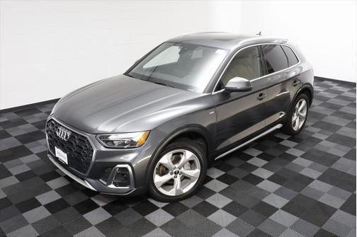 2022 Audi Q5 45 S line Premium Plus