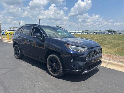 2019 Toyota RAV4 Hybrid SE