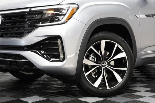 2025 Volkswagen Atlas 2.0T SEL Premium R-Line 4MOTION