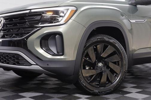 2026 Volkswagen Atlas Cross Sport 2.0T SE w/Technology 4MOTION