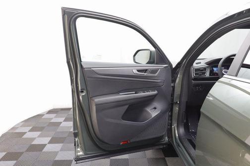 2026 Volkswagen Atlas Cross Sport 2.0T SE w/Technology 4MOTION