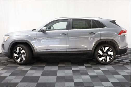 2025 Volkswagen Atlas Cross Sport 2.0T SE w/Technology 4MOTION