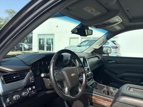2017 Chevrolet Suburban LT