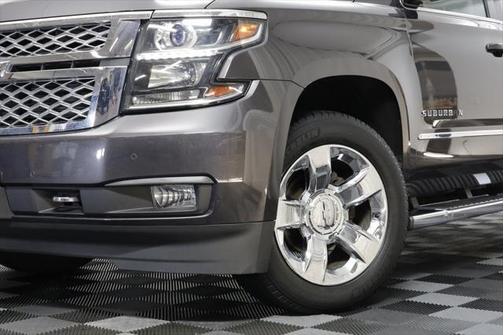 2017 Chevrolet Suburban LT