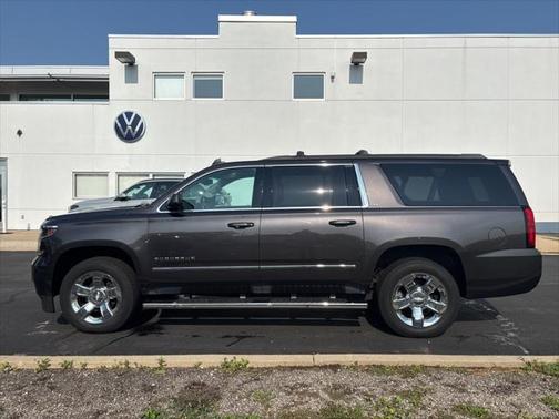 2017 Chevrolet Suburban LT