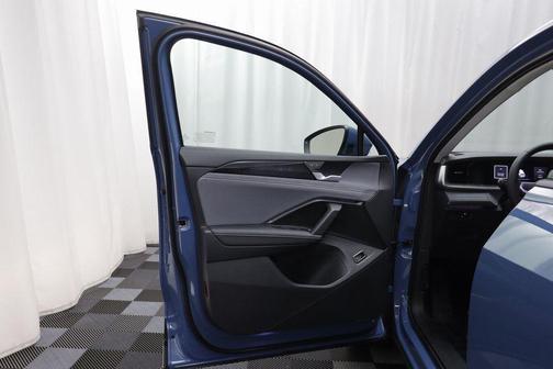 2026 Volkswagen Tiguan 2.0T SE 4MOTION