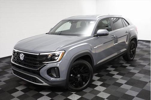 2025 Volkswagen Atlas Cross Sport 2.0T SE w/Technology 4MOTION