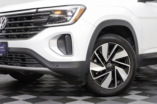 2024 Volkswagen Atlas 2.0T SE w/Technology 4MOTION