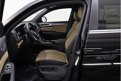 2025 Volkswagen Atlas Cross Sport 2.0T SE w/Technology 4MOTION